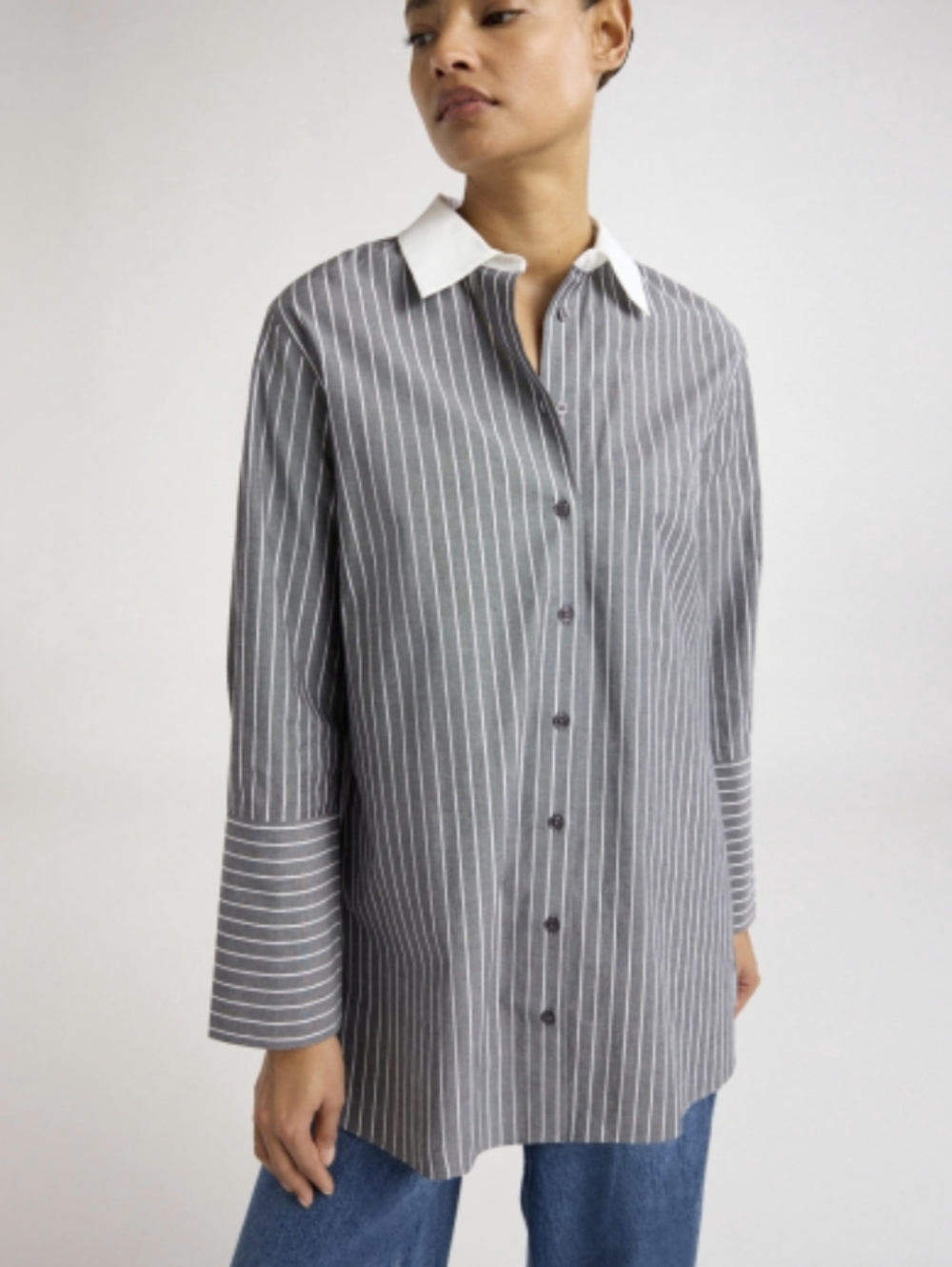 Nwt Scoop Gray Pinstripe Button-Up Shirt with White Collar Sz S